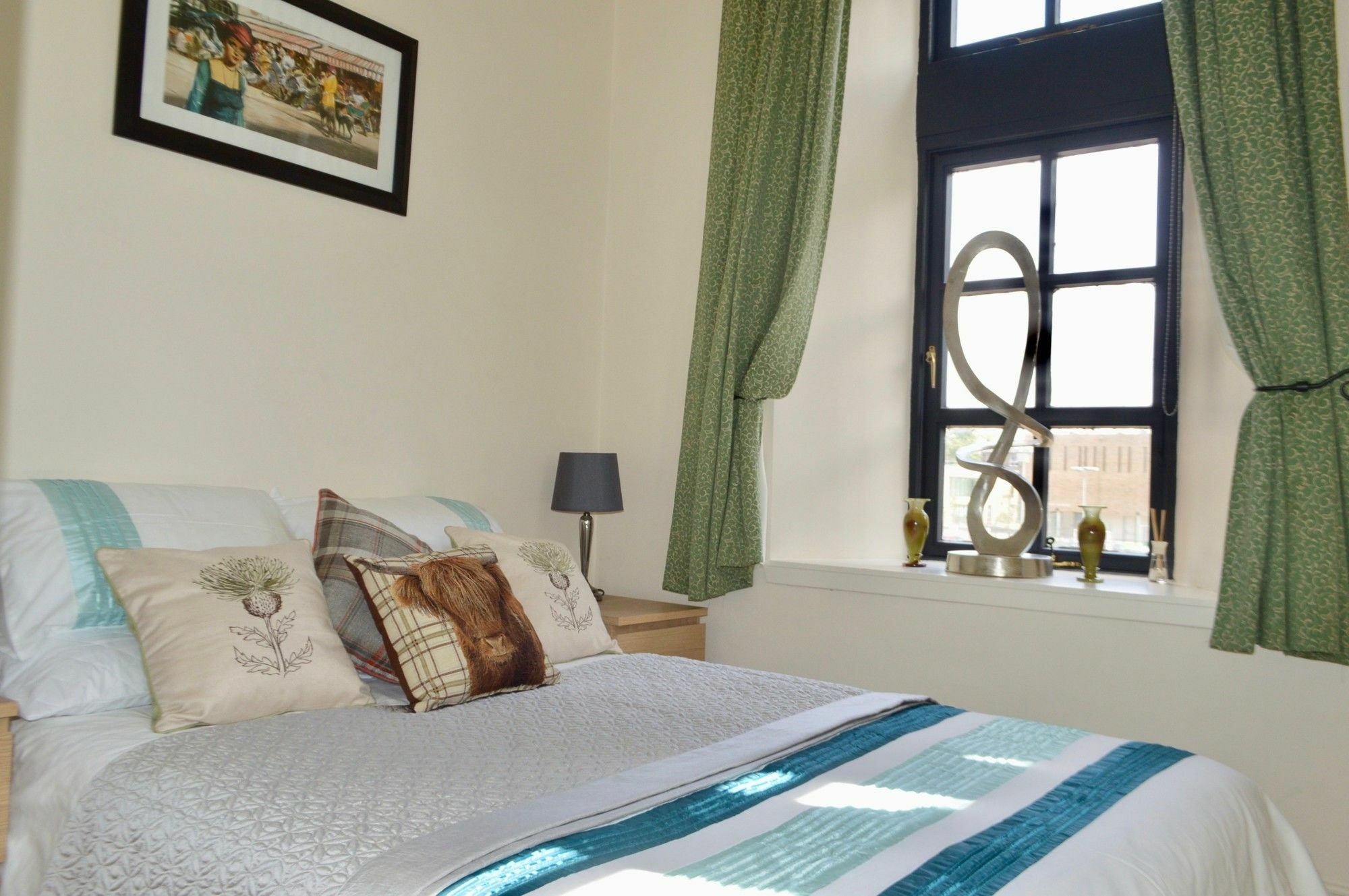 Gorgeous 2 Bedroom Apartment In Converted Church EDI Exterior photo